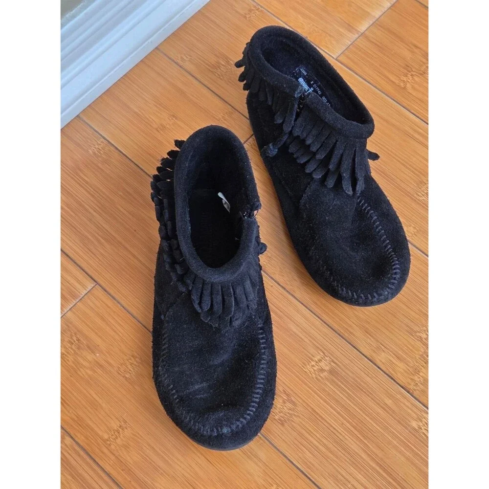 Minnetonka Moccasins Ankle Booties Black Suede Double Fringe Zip Boots Kids 2